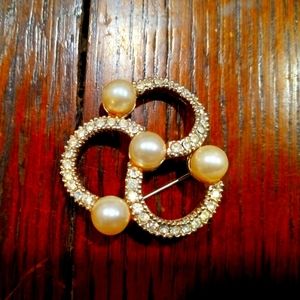 Vintage Marvella Brooch